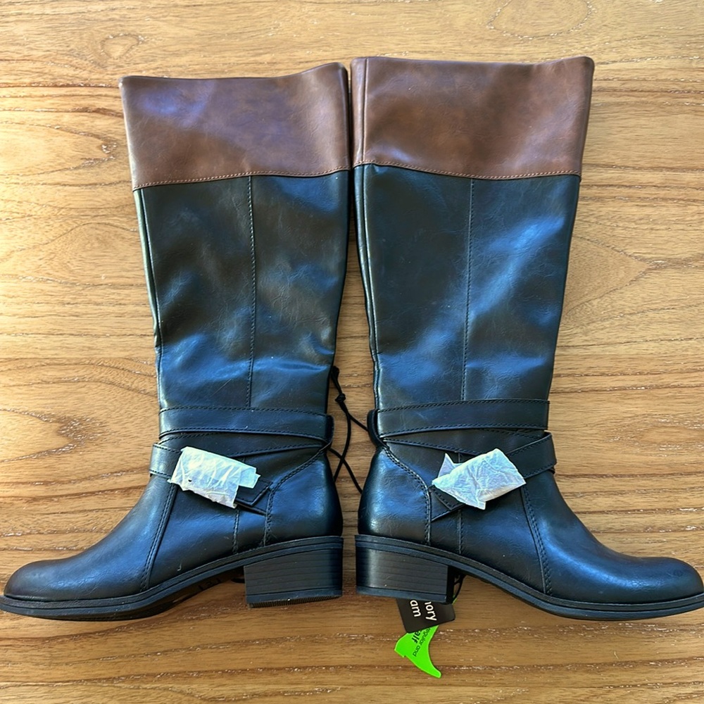NWT Arizona size 5.5 women’s Delling riding boots